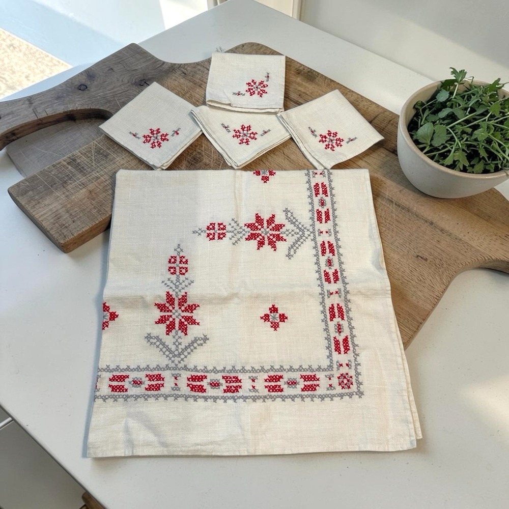 Vintage 1960s Handmade Linen Tablecloth & Napkin Set Cross Stitch Snowflake